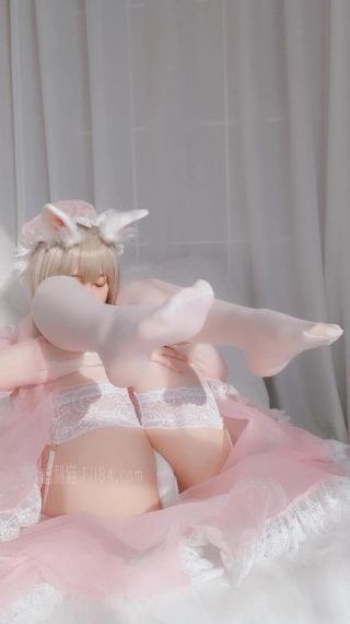 中字留在娘家儿媳妇的歌词_手机MP4字幕高清版在线播放