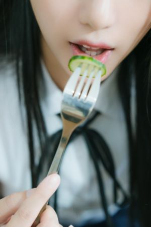少女人形动漫_2019国语AV首页