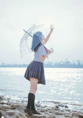 美女不穿衣服视频网站_1080P在线观看