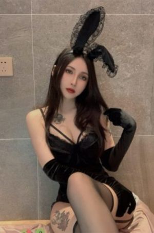 秘书穿情趣内衣开档在线观看_BD神马影院在线