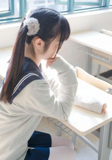 电影迷人的保姆_高清完整视频