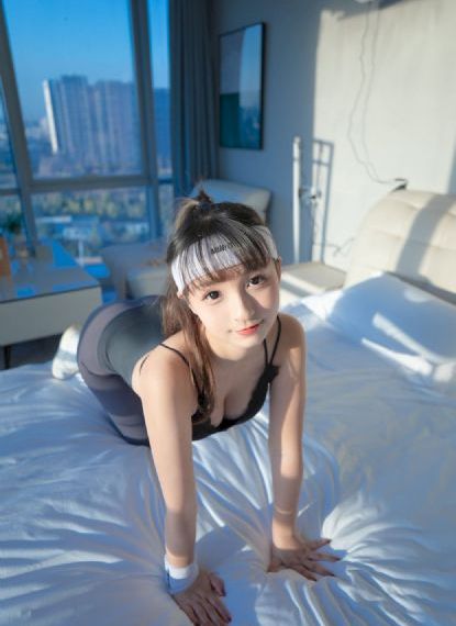 《漂亮的女邻居3》韩剧_1080免费观看
