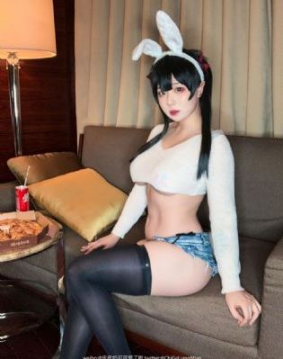 妈妈的女朋友_JVID性感写真